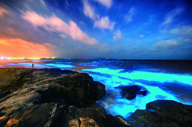 平潭岛:独树一帜的海岛旅行海蚀地貌、蓝眼泪奇观、石头厝村落(图4)