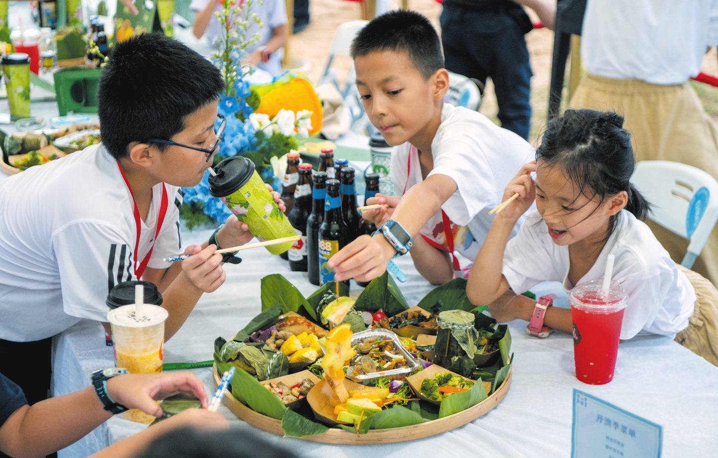 海口1700余艘渔船陆续出海作业 赶海寻鲜解锁渔文旅新活力(图3)