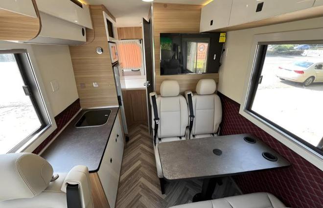 房车禁令下的双面困境!心中的诗与远方终究敌不过现实的冲突(图2)