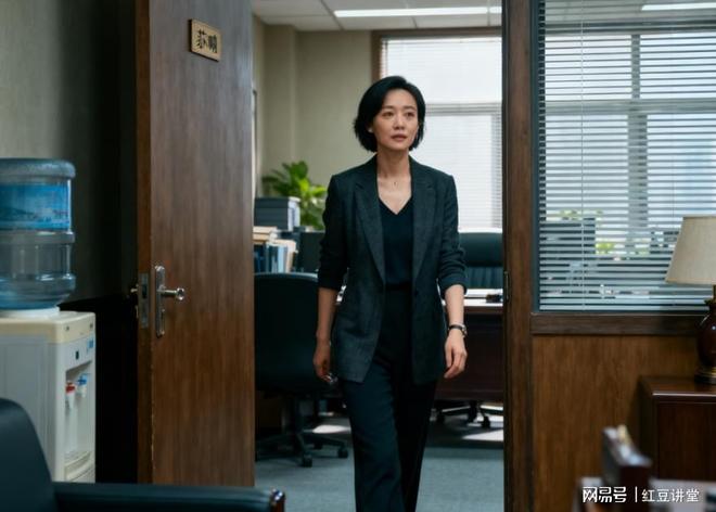 我帮公司扭亏为盈从负债10亿到盈利30亿老板只奖励我一面锦旗(图2)