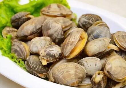 烟台7月海岸线真的值得去吗？这份蓬莱阁+海鲜+葡萄酒2日游攻略太绝了！